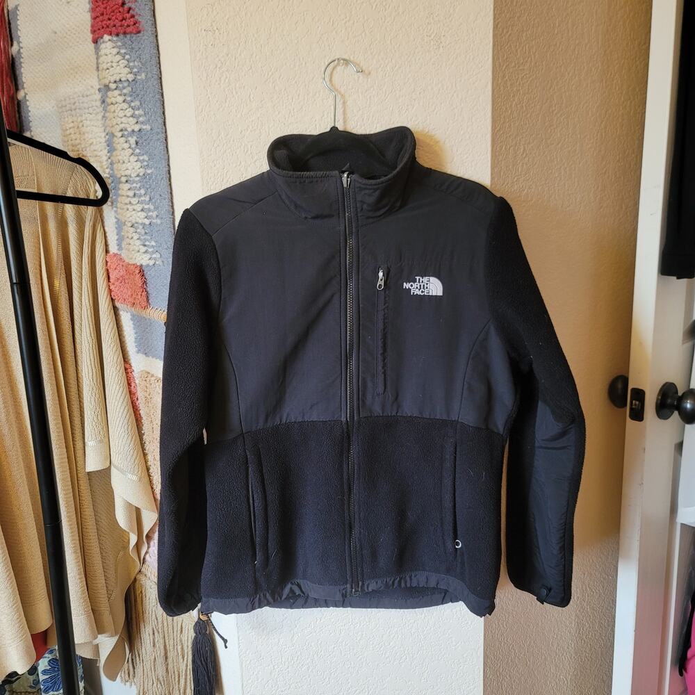 The North Face Polartec Denali Full Zip Fleece Jacket in Black, sz Medium